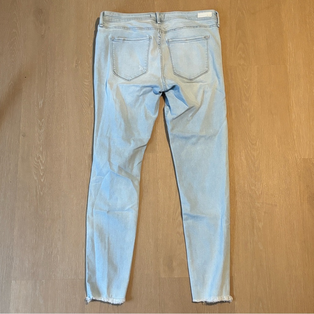Abercrombie & Fitch Light Blue Distressed Harper Super Skinny Jeans size 12 - Picture 3 of 3